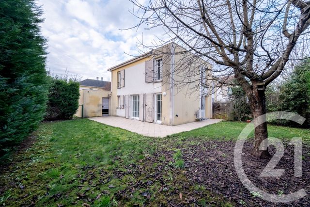 Maison à vendre - 5 pièces - 99,05 m2 - Combs La Ville - 77 - ILE-DE-FRANCE